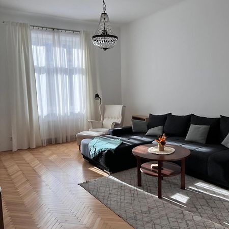 Stylish Flat In City Centre Bratislava Exterior foto