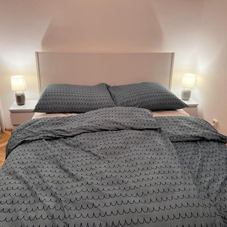 Stylish Flat In City Centre Bratislava Exterior foto