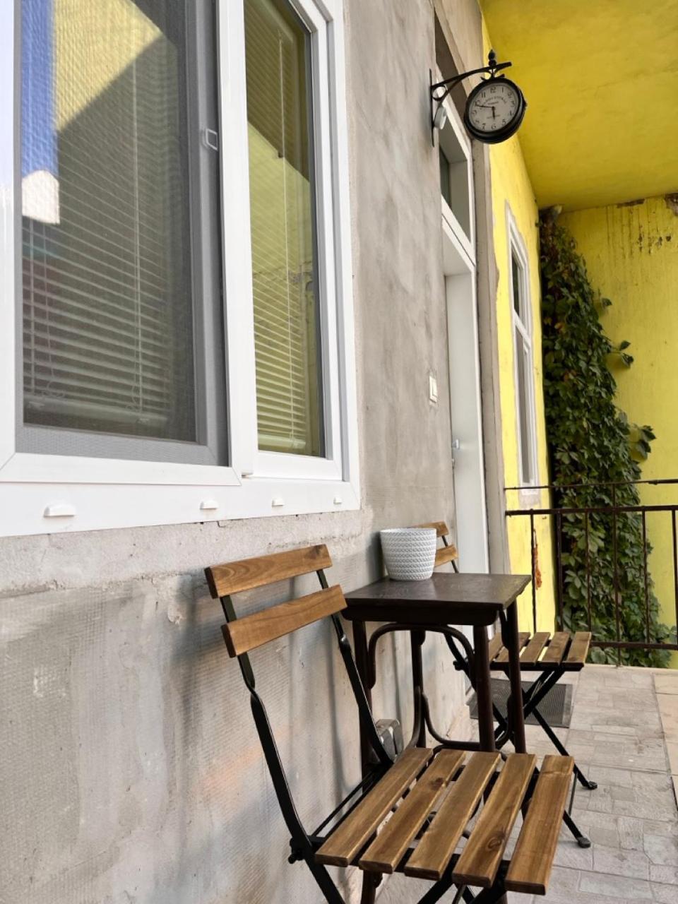 Stylish Flat In City Centre Bratislava Exterior foto